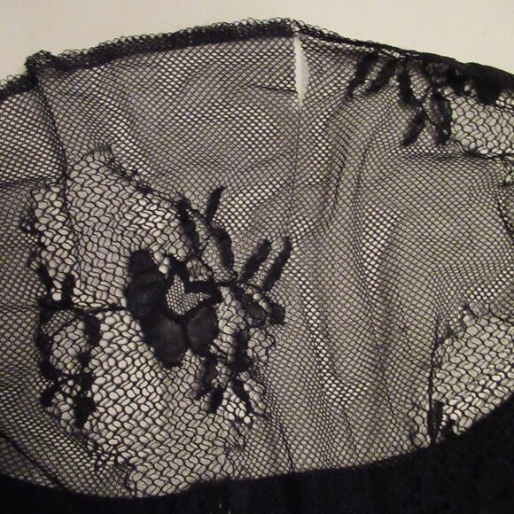 Blacklist Lip Service Satin & Lace Vintage Gown Retro Maxi Dress Goth 20s 30s - Picture 15 of 16